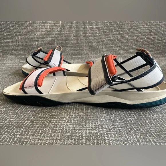 The North Face SKEENA M Men's sandals size 11 - Picture 4 of 11